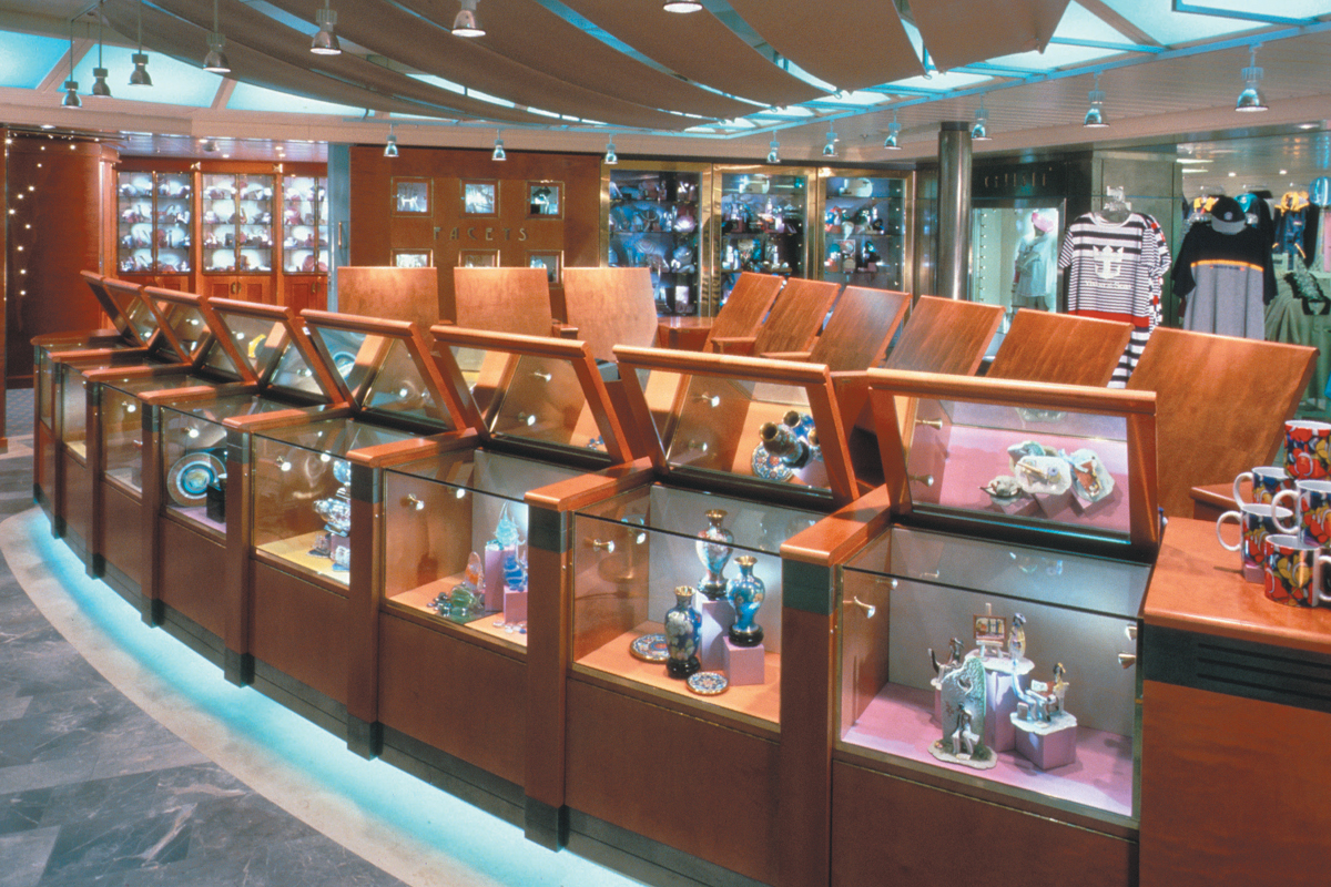 MyCruise Royal-Caribbean-Cruise-Line Vision-of-the-Seas Offentlige-arealer Casino-butikker3